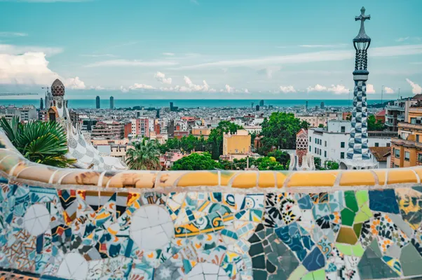 Palau Güell Führung und Rooftop Dinner
