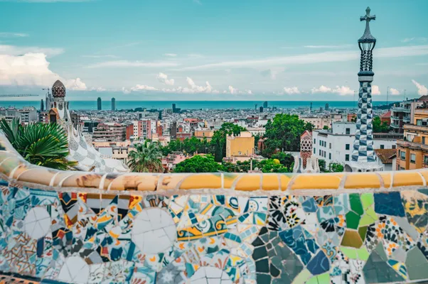 Palau Güell Führung und Rooftop Dinner